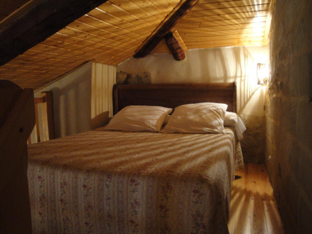 Villa Bastide de la Treille Montaren-et-Saint-Médiers Habitación foto